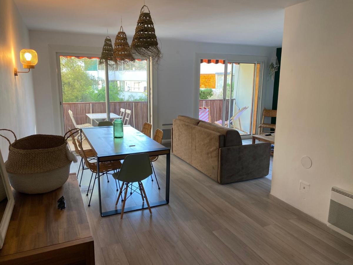 Appartement Le Panoramic - Terrasse Et Parking Cassis Exterior foto